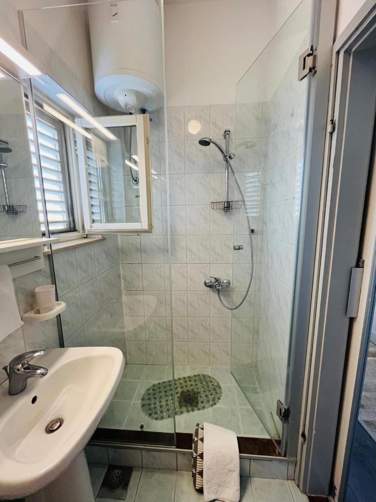 Boomerang Apartments Klek Habitación foto